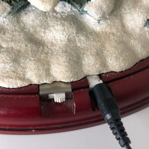 Vintage 2004 Thomas Kinkade Village Christmas Light-up Christmas tree - Picture 8 of 13